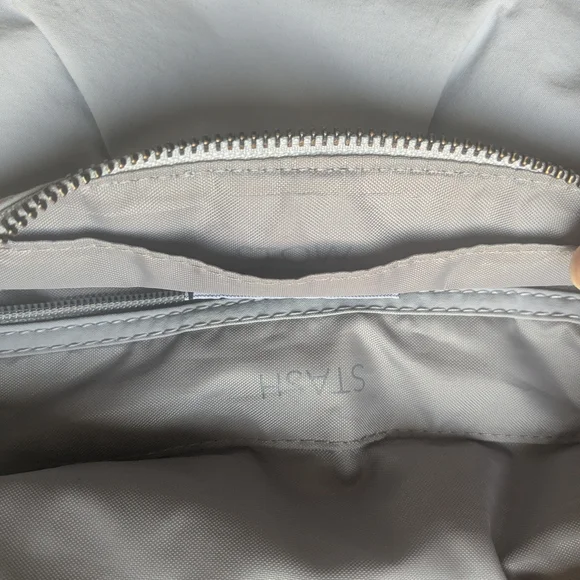 Athleta Light Lavender Gray Crossbody Bag - Picture 2 of 5